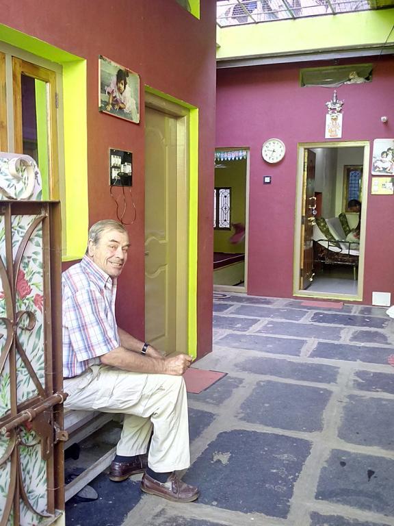 Riverside Homestay هامبي المظهر الخارجي الصورة
