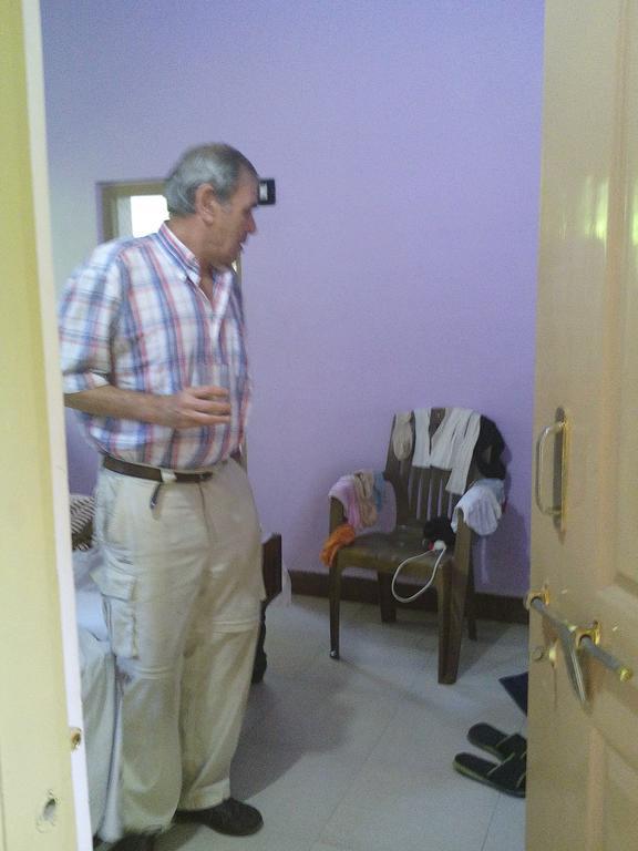 Riverside Homestay هامبي المظهر الخارجي الصورة